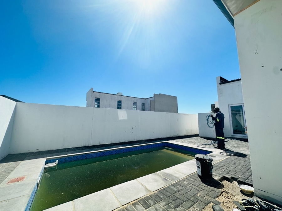 3 Bedroom Property for Sale in Sandown Western Cape